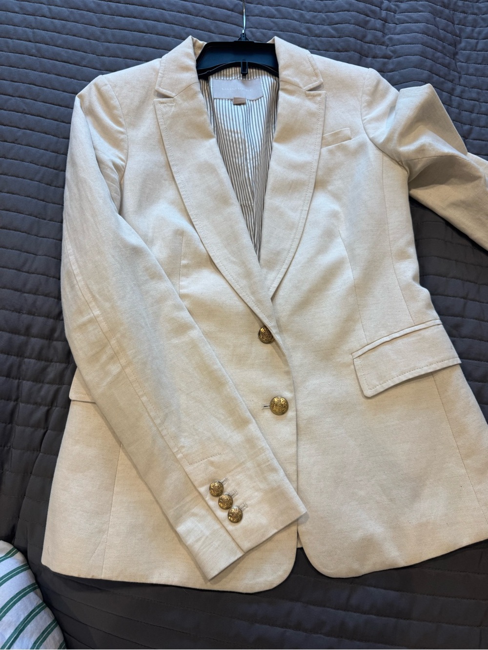 Banana Republic Cream Single-Button Tailored Blazer - Picture 2 of 11
